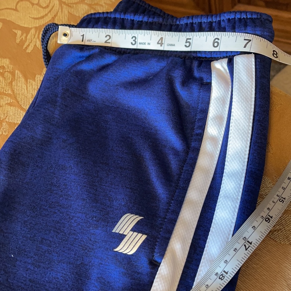 Used girls pant size waist 28” - Picture 8 of 10